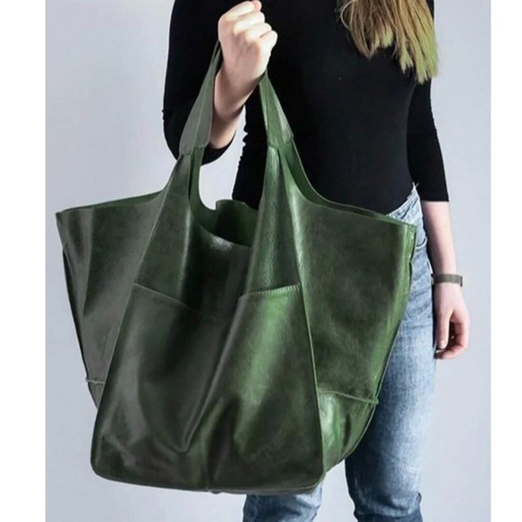 Luxe Vegan Leather Minimalist Oversized Tote Bag - Picture 1 of 16